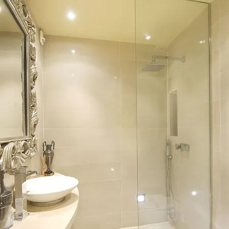 L'encant Bed & Breakfast 3*